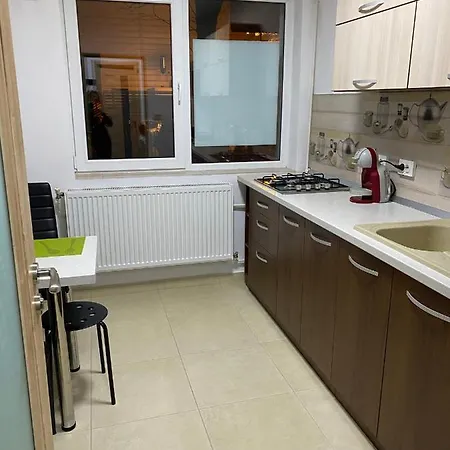 Studio Titan - Parc Ior Bükreş