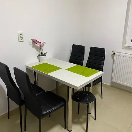 Apartment Studio Titan - Parc Ior Bucharest